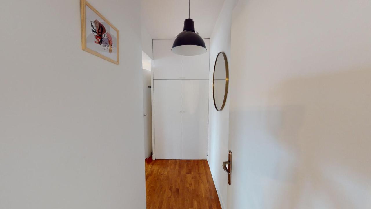 Live Like A Local Stylish 2Br With Balcony & Parking Appartement Saint-Denis  Buitenkant foto